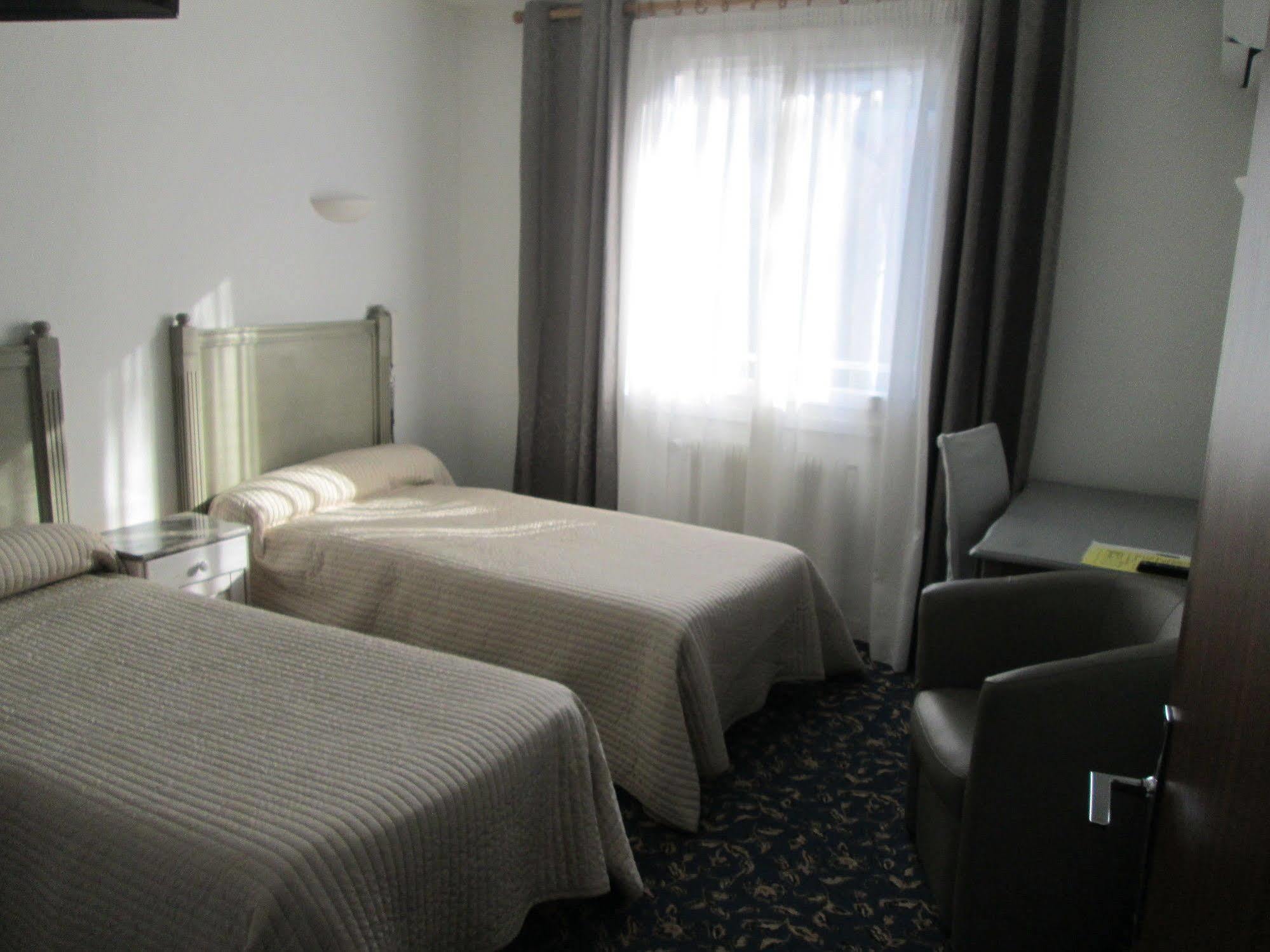 Hotel Victor Hugo Dijon Eksteriør billede